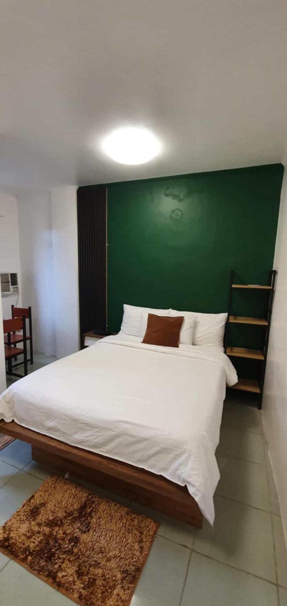 Aj Tourist Inn โกรอน ภายนอก รูปภาพ