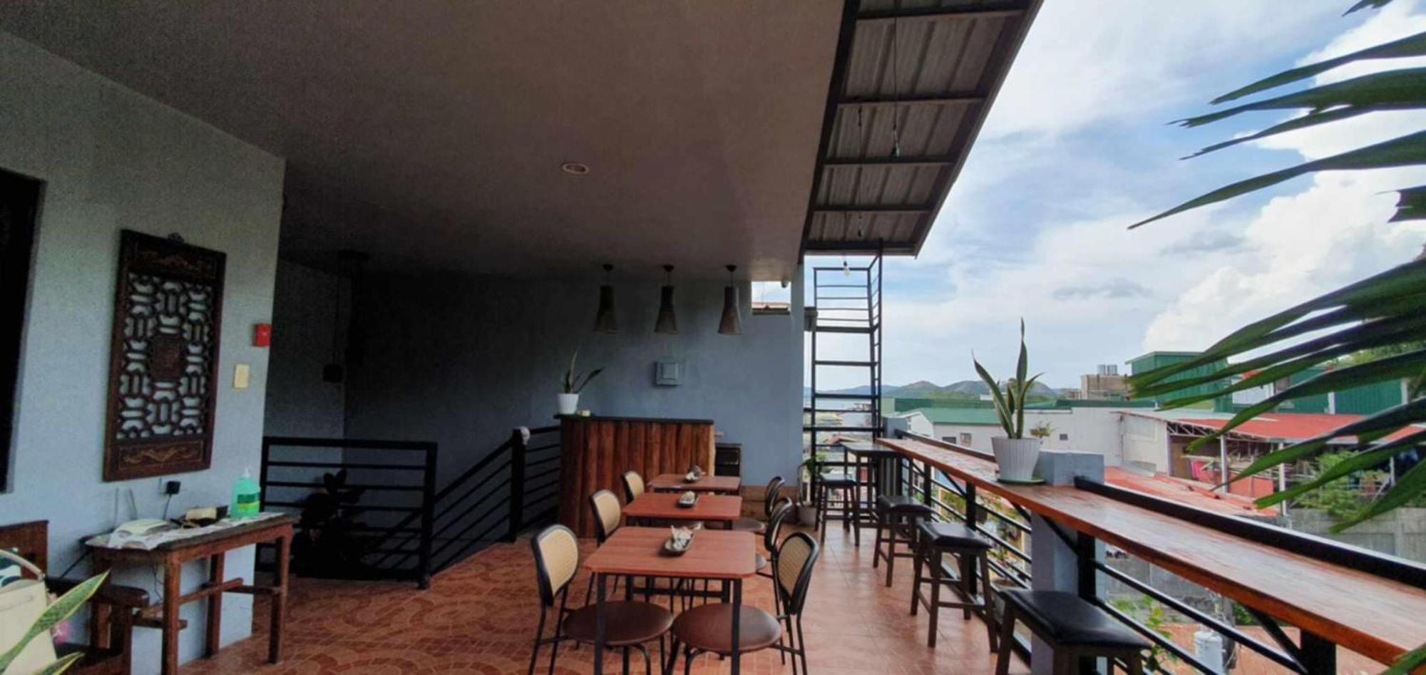 Aj Tourist Inn โกรอน ภายนอก รูปภาพ